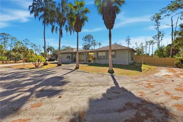 3212 12th AVE SE, Naples, FL 34117