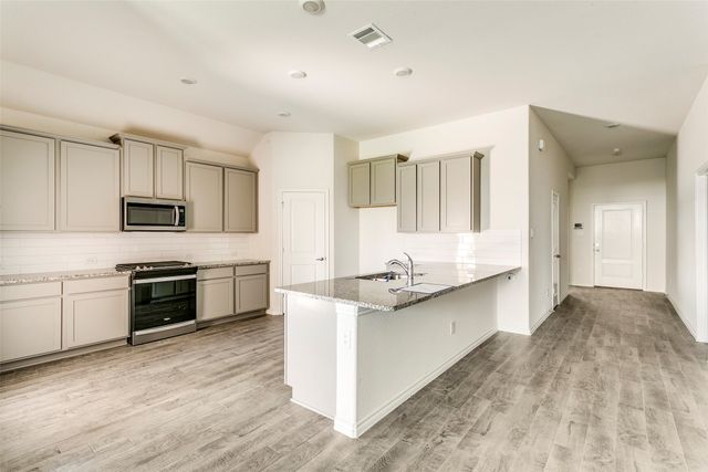 11309 Ponderosa Trail, Aubrey, TX 76227