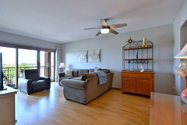 4210 N Natchez Avenue 508, Chicago, IL 60634