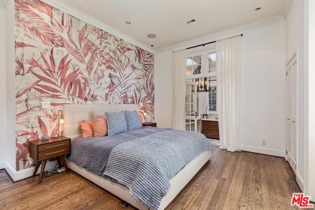 2806 Nichols Canyon Road, Los Angeles, CA 90046