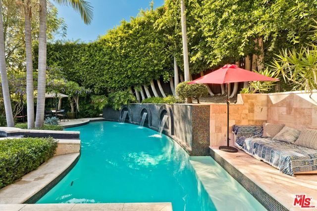 2806 Nichols Canyon Road, Los Angeles, CA 90046