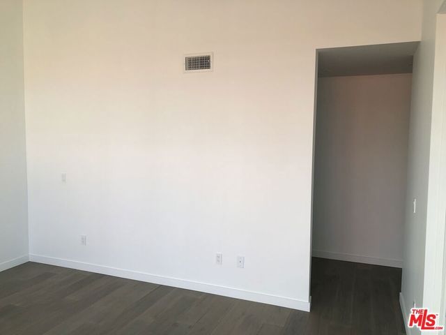 1317 Cabrillo Avenue, Venice, CA 90291