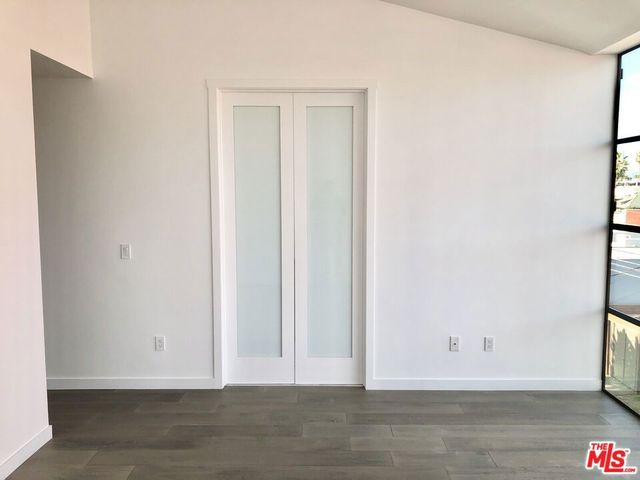 1317 Cabrillo Avenue, Venice, CA 90291