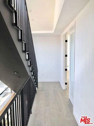 1317 Cabrillo Avenue, Venice, CA 90291