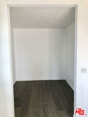 1317 Cabrillo Avenue, Venice, CA 90291