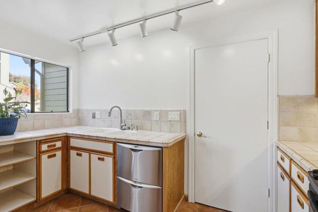 4212 Gull Cove Way, Capitola, CA 95010