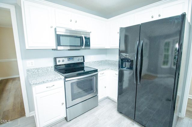 212 Spearhead Place, Clayton, NC 27520