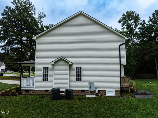 212 Spearhead Place, Clayton, NC 27520
