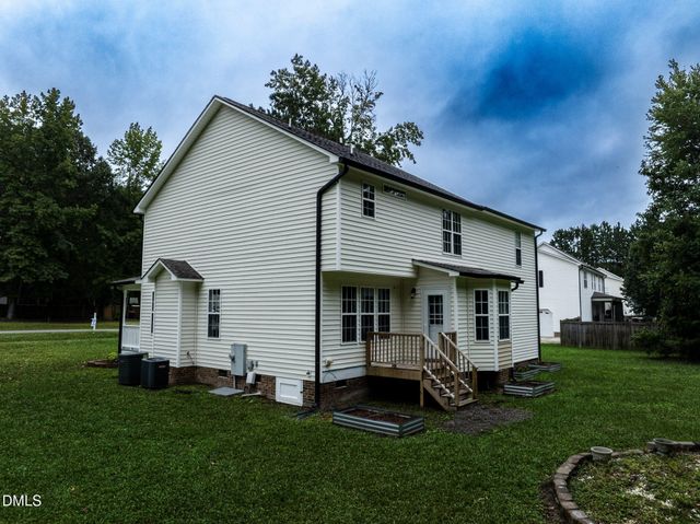 212 Spearhead Place, Clayton, NC 27520