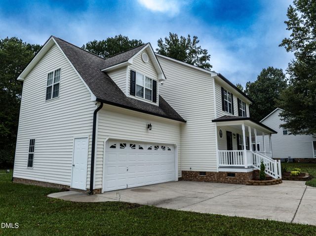 212 Spearhead Place, Clayton, NC 27520