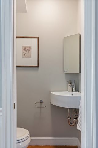 413 E 7th St 2, Boston, MA 02127