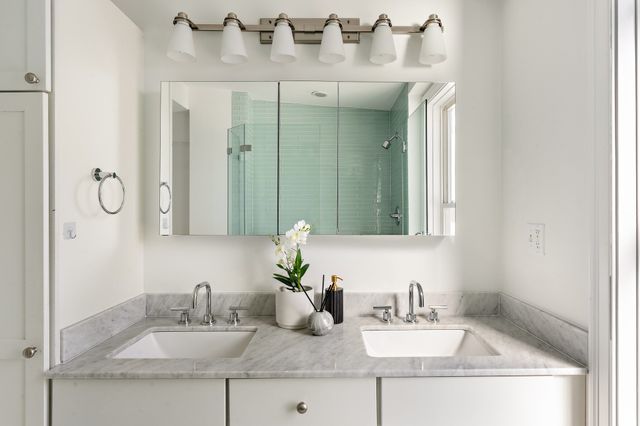 413 E 7th St 2, Boston, MA 02127