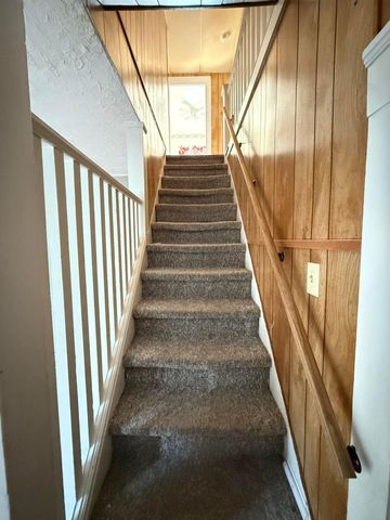 129 N Burnett Road, Springfield, OH 45503