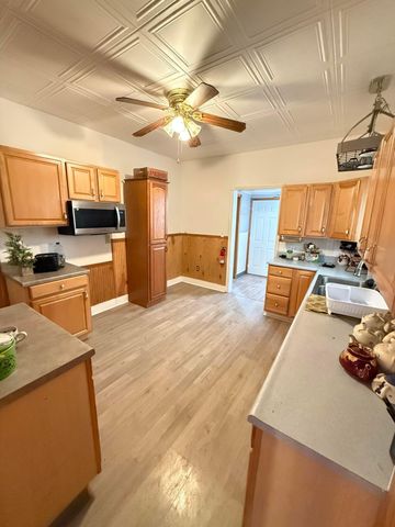 129 N Burnett Road, Springfield, OH 45503