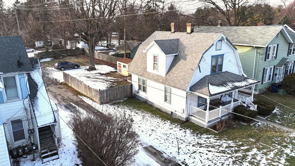 129 N Burnett Road, Springfield, OH 45503