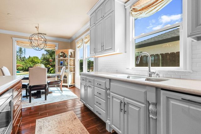 180 Trek Lane, Redding, CA 96003