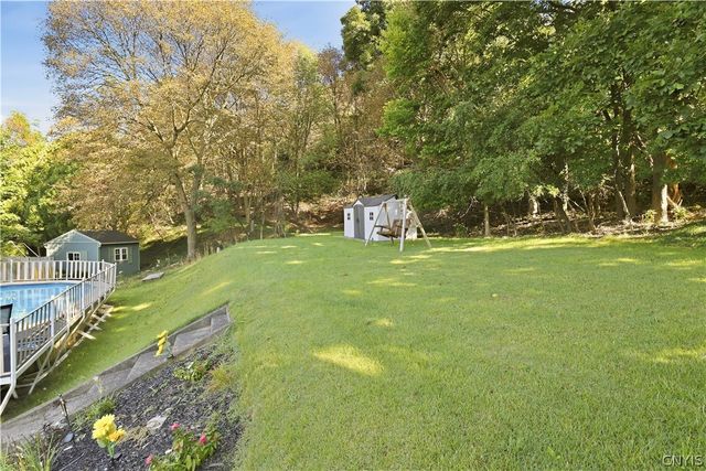 106 Mansfield Drive, Camillus, NY 13031