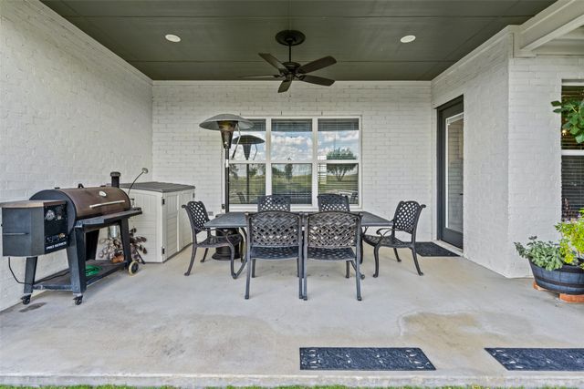 2045 Eagles Ridge Drive, Weatherford, TX 76087