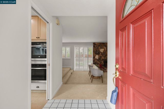 1152 Via Doble, Concord, CA 94521