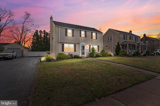 240 SANDRA RD, Wilmington, DE 19803