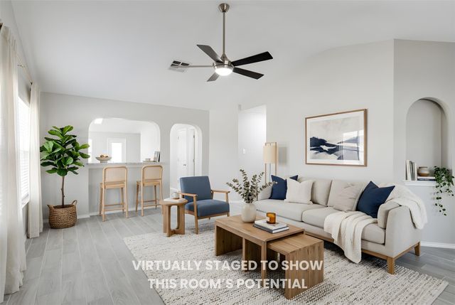 4977 Hartson RD, Kyle, TX 78640