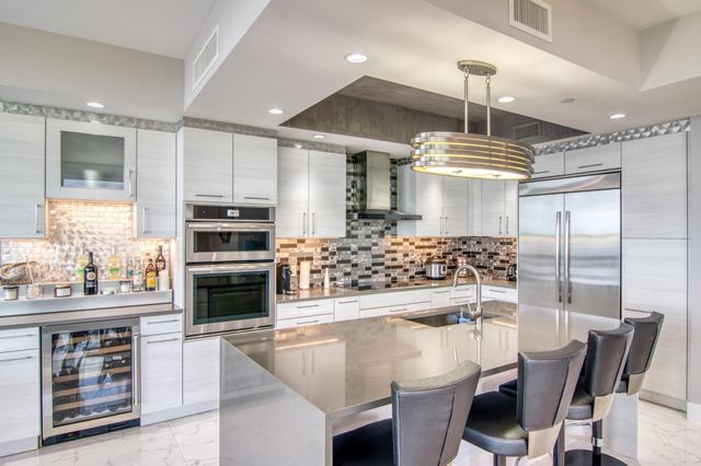 1 Water Club Way 601, North Palm Beach, FL 33408