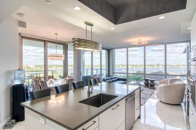 1 Water Club Way 601, North Palm Beach, FL 33408