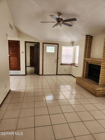 11318 LAKE ERIE Drive, El Paso, TX 79936