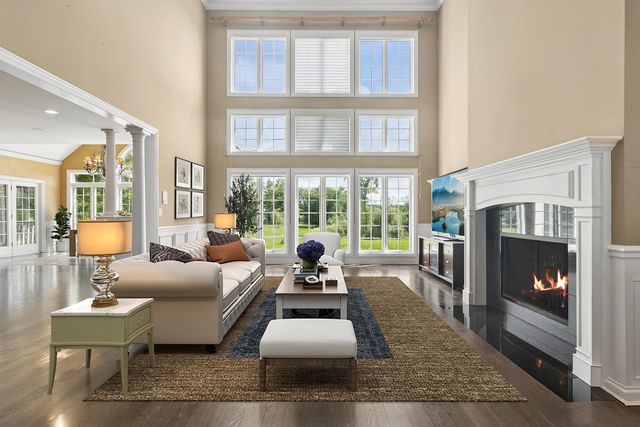 4563 ELEANOR Drive, Long Grove, IL 60047