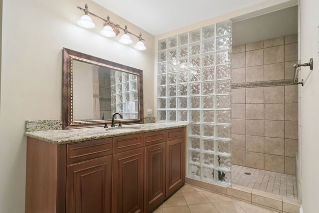 4563 ELEANOR Drive, Long Grove, IL 60047