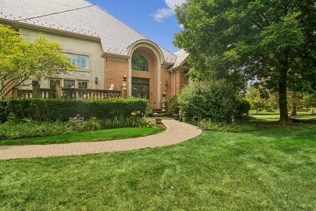 4563 ELEANOR Drive, Long Grove, IL 60047