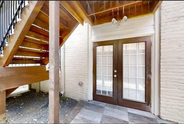 6325 Riverview Way A, Houston, TX 77057