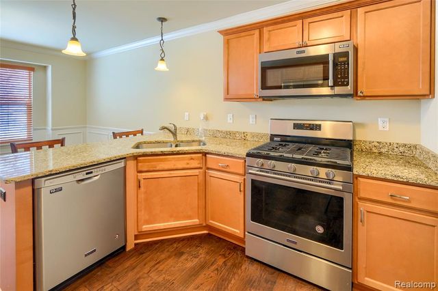 4503 Cross Creek Boulevard, Burton, MI 48509