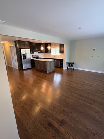 740 Chestnut Street 2, Deerfield, IL 60015