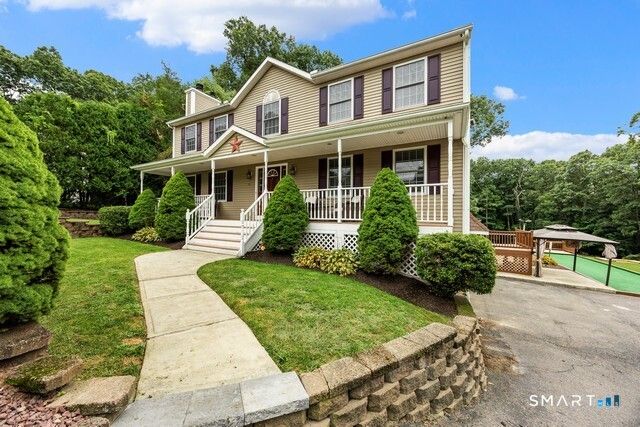 60 Olivia Lane, Naugatuck, CT 06770