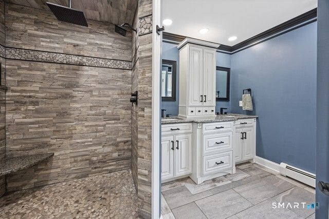 60 Olivia Lane, Naugatuck, CT 06770