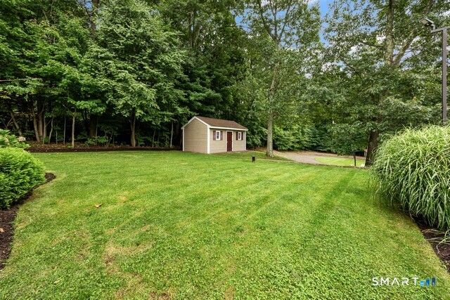 60 Olivia Lane, Naugatuck, CT 06770