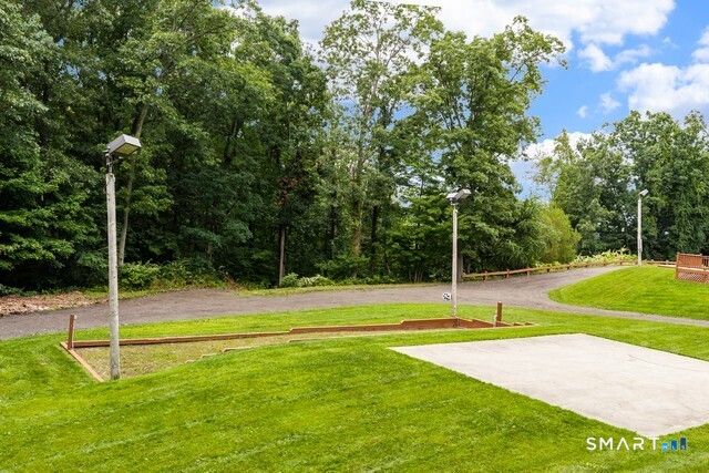 60 Olivia Lane, Naugatuck, CT 06770
