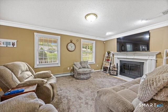 60 Olivia Lane, Naugatuck, CT 06770