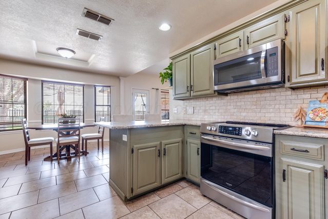 506 FLOYD Avenue, Dumas, TX 79029