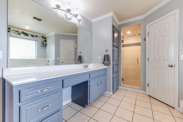 506 FLOYD Avenue, Dumas, TX 79029