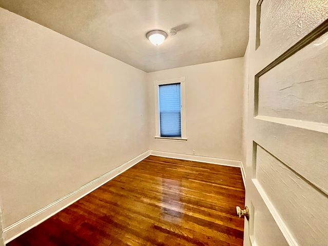 517 Brooks Street, Bridgeport, CT 06608