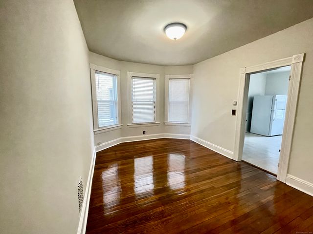 517 Brooks Street, Bridgeport, CT 06608