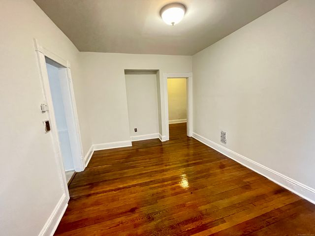 517 Brooks Street, Bridgeport, CT 06608