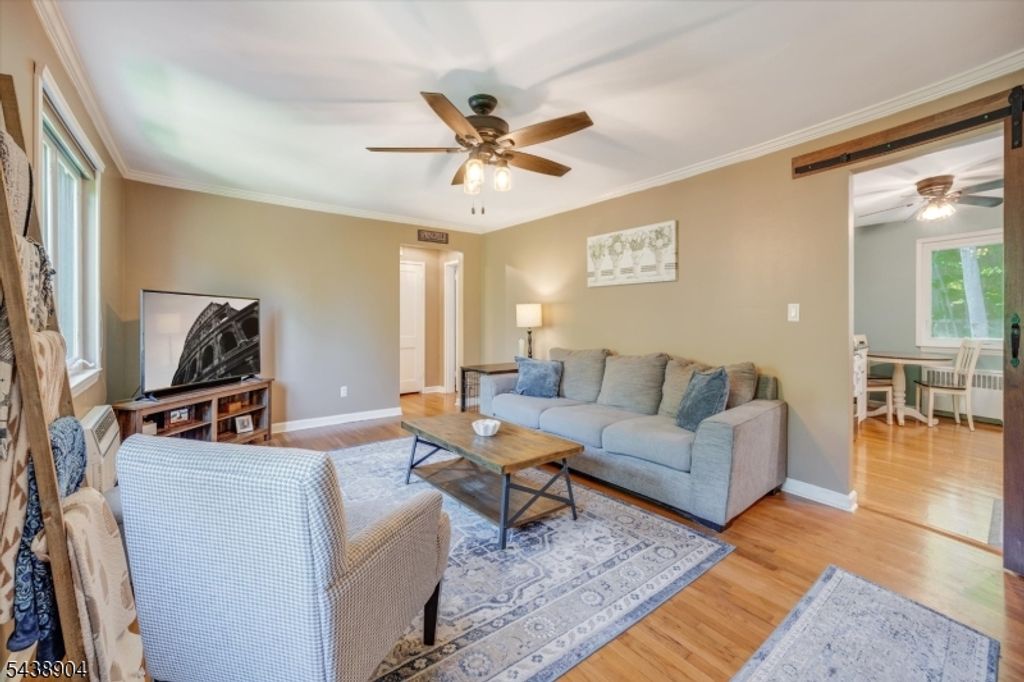 64 Troy Dr, Springfield Twp., NJ 07081