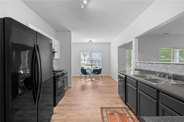 140 Stillwood Drive, Newnan, GA 30265