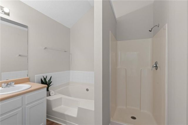 140 Stillwood Drive, Newnan, GA 30265
