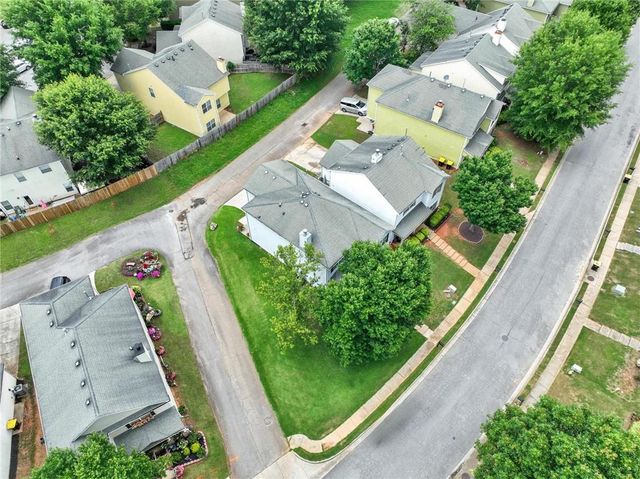 140 Stillwood Drive, Newnan, GA 30265