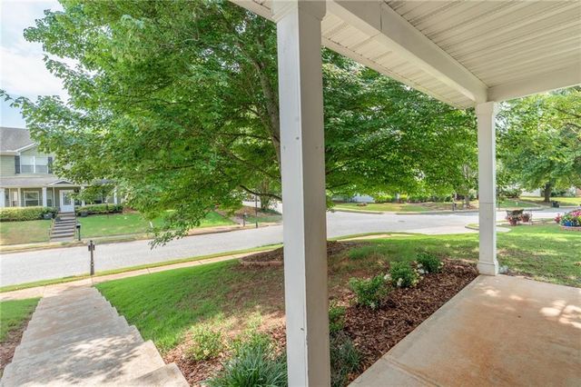 140 Stillwood Drive, Newnan, GA 30265