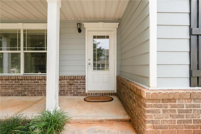 140 Stillwood Drive, Newnan, GA 30265